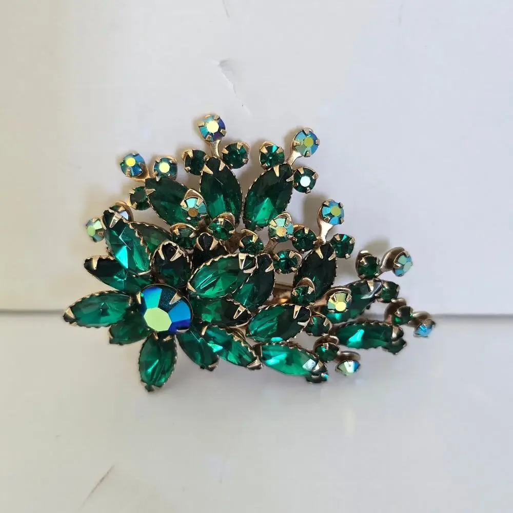 Vintage Brooch Emerald Green Aurora Borealis Rhinestone Floral Mid Century Glam